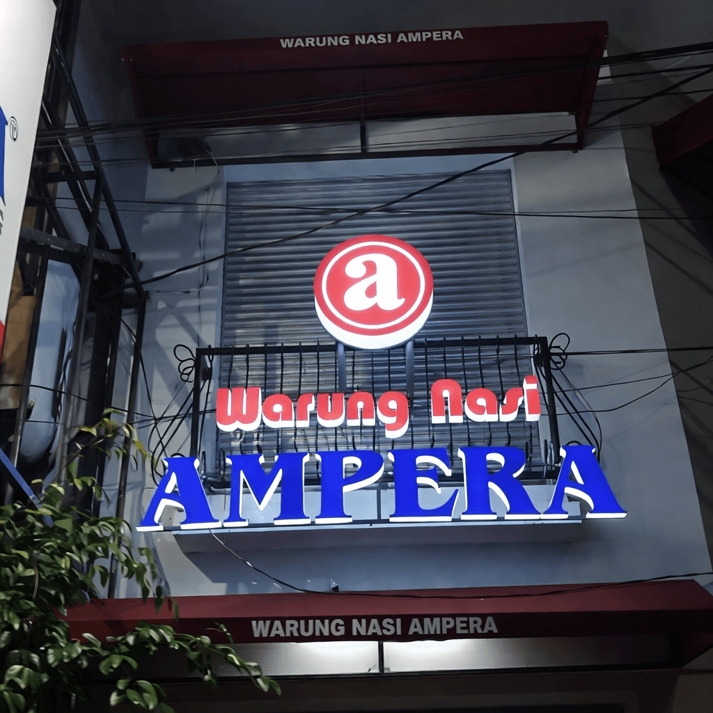Contoh signage huruf timbul Gradien Advertising